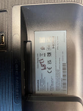 Load image into Gallery viewer, Samsung Monitor S32AM500NR 32&quot; Gaming Monitor 12 months Warranty