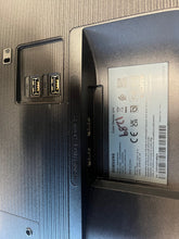 Load image into Gallery viewer, Samsung Monitor S32AM500NR 32&quot; Gaming Monitor 12 months Warranty