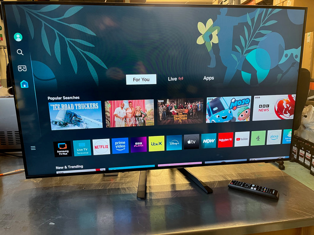 Samsung UE50BU8500 4K UHD Smart TV. 12 months RTB warranty