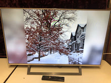 Load image into Gallery viewer, Sony KDL-43WD752  43&quot; Full 1080P Smart TV 6months warranty