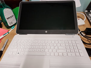 HP 15AU077SA laptop 9 months warranty